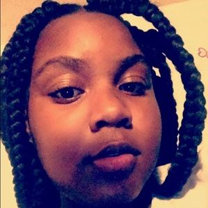 Meet your Posher, Rowena